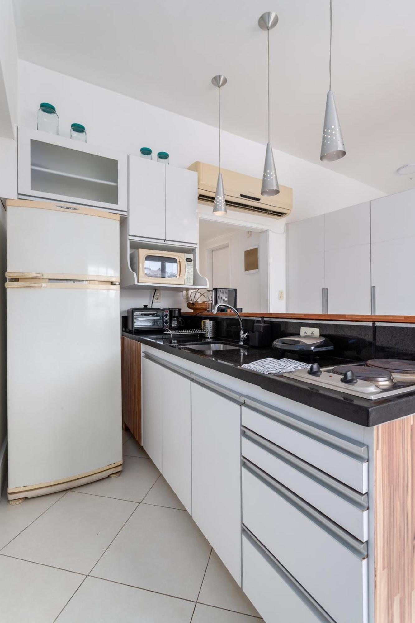 Apartamento Curtacopacabana Funcional Com Embaixo